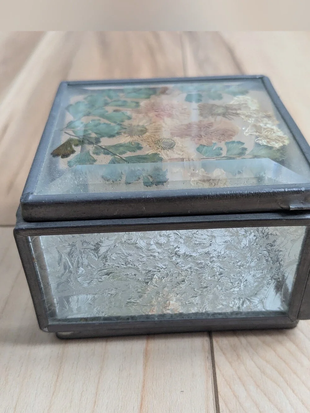 Vintage approx 25x3